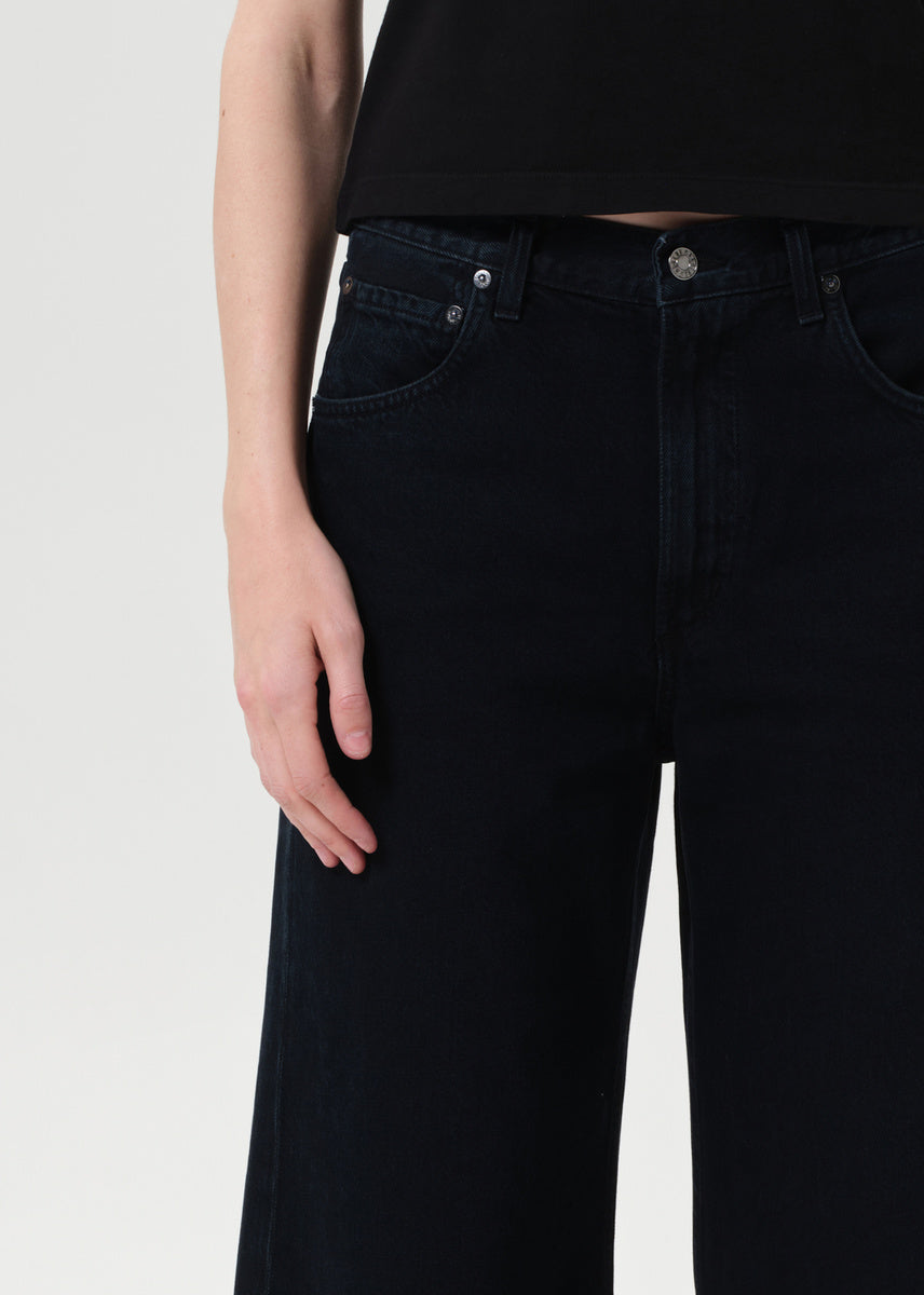 Low Curve Jean Crop