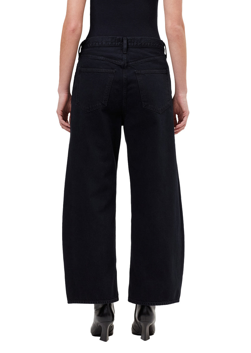 Low Curve Jean Crop