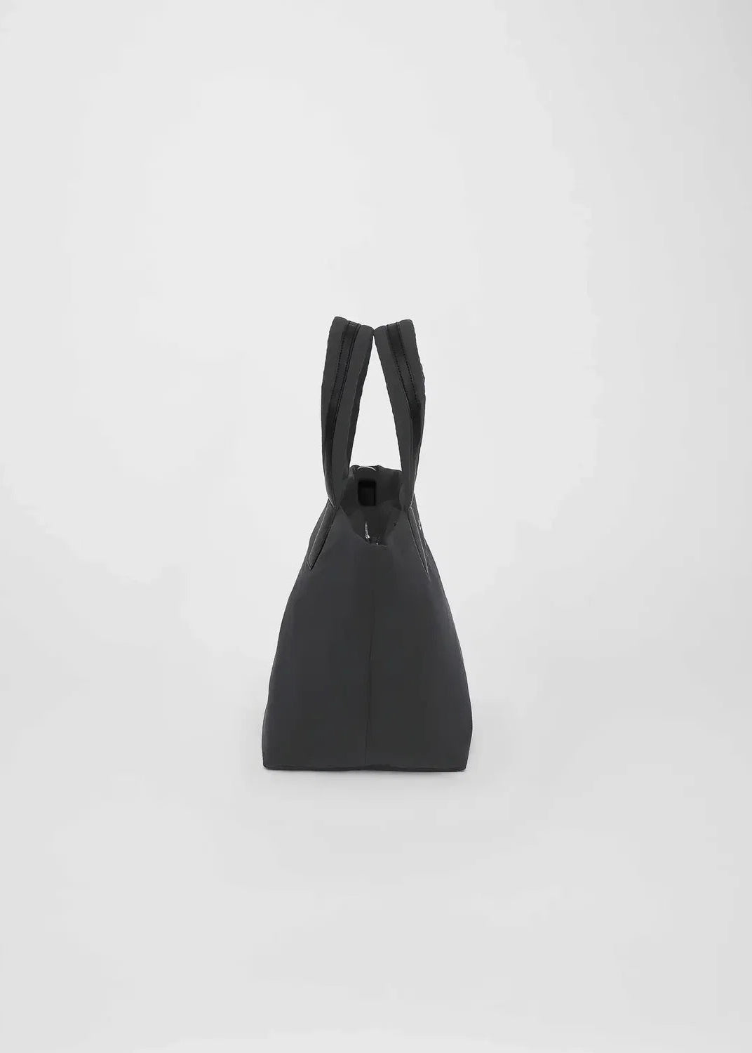black tote bag