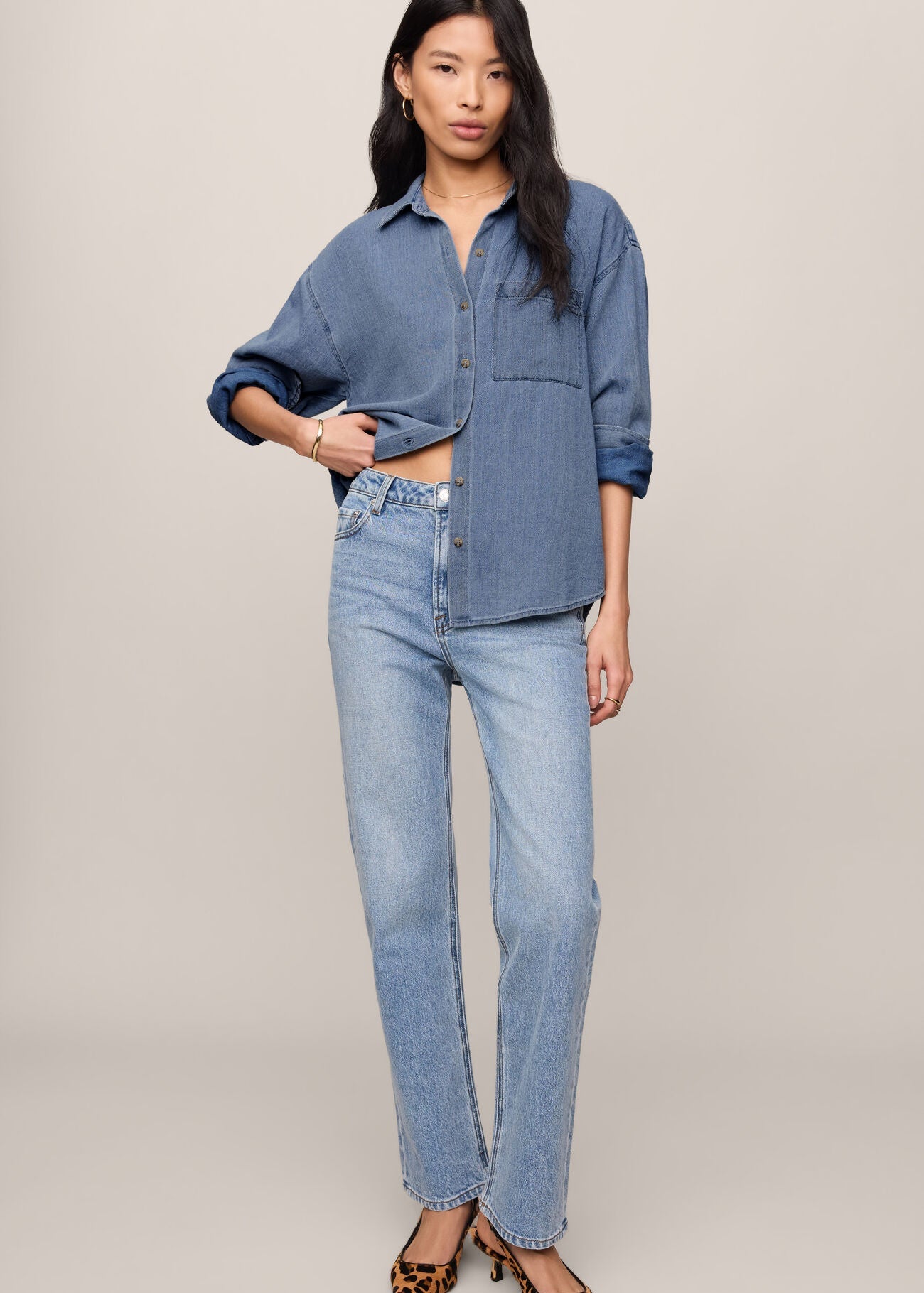 Wmoan in blue shirt