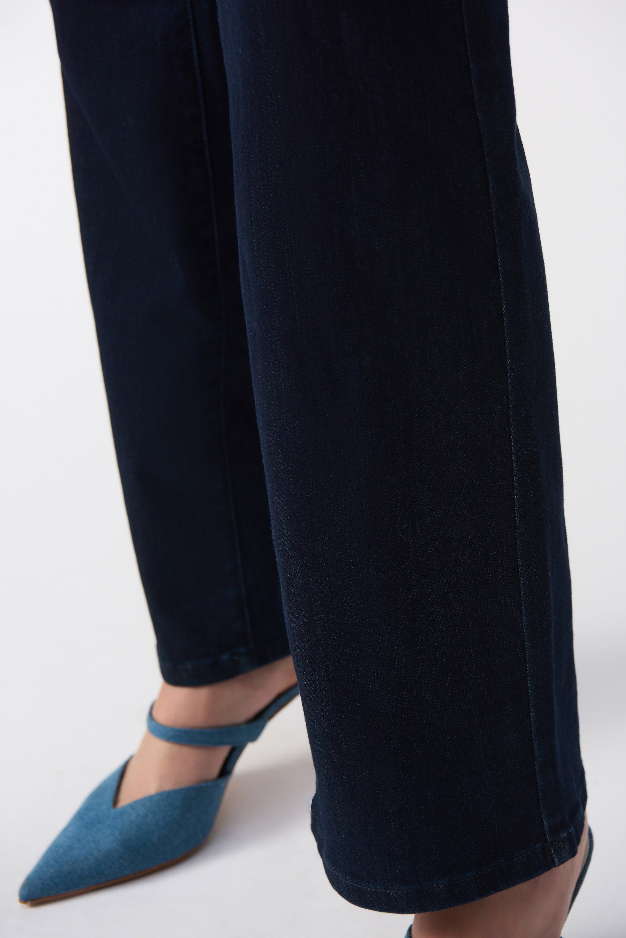 Bootcut Jean