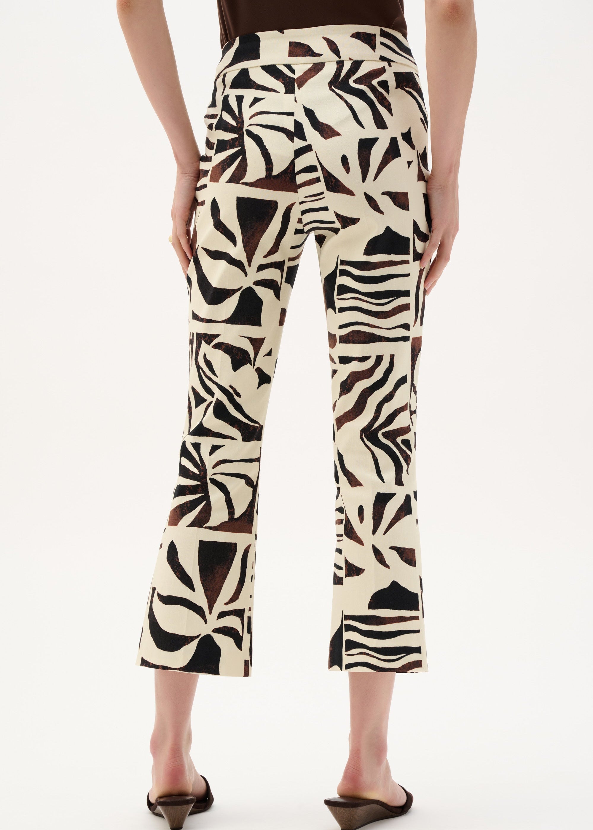 Tropical Print Flared Pull-On Pants