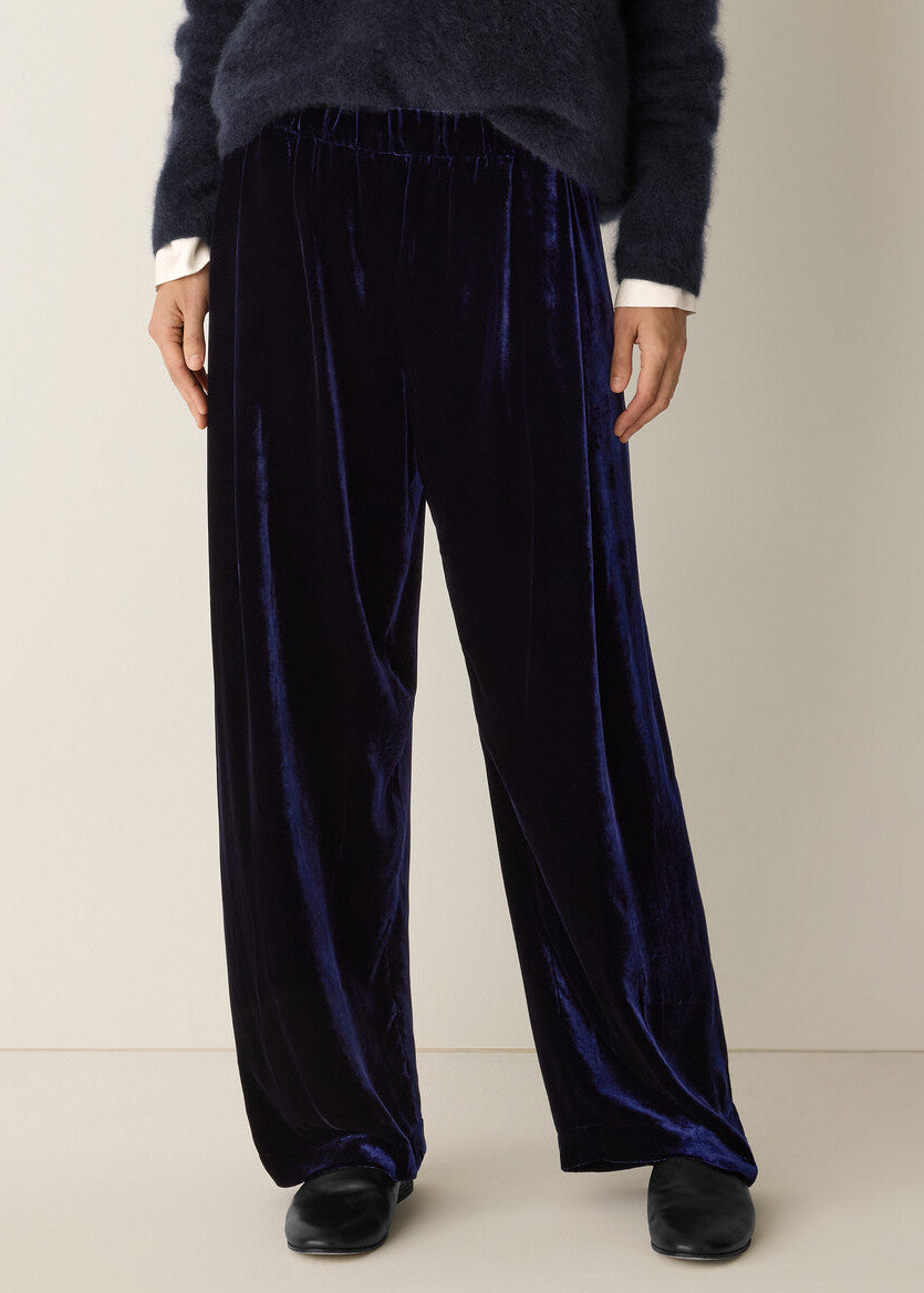 Straight Ankle Pleated Pant