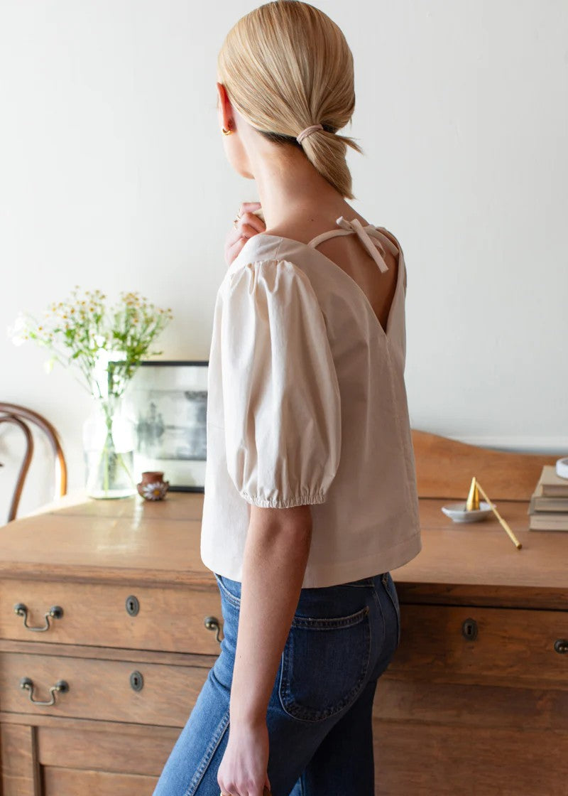 V Top - White Swan